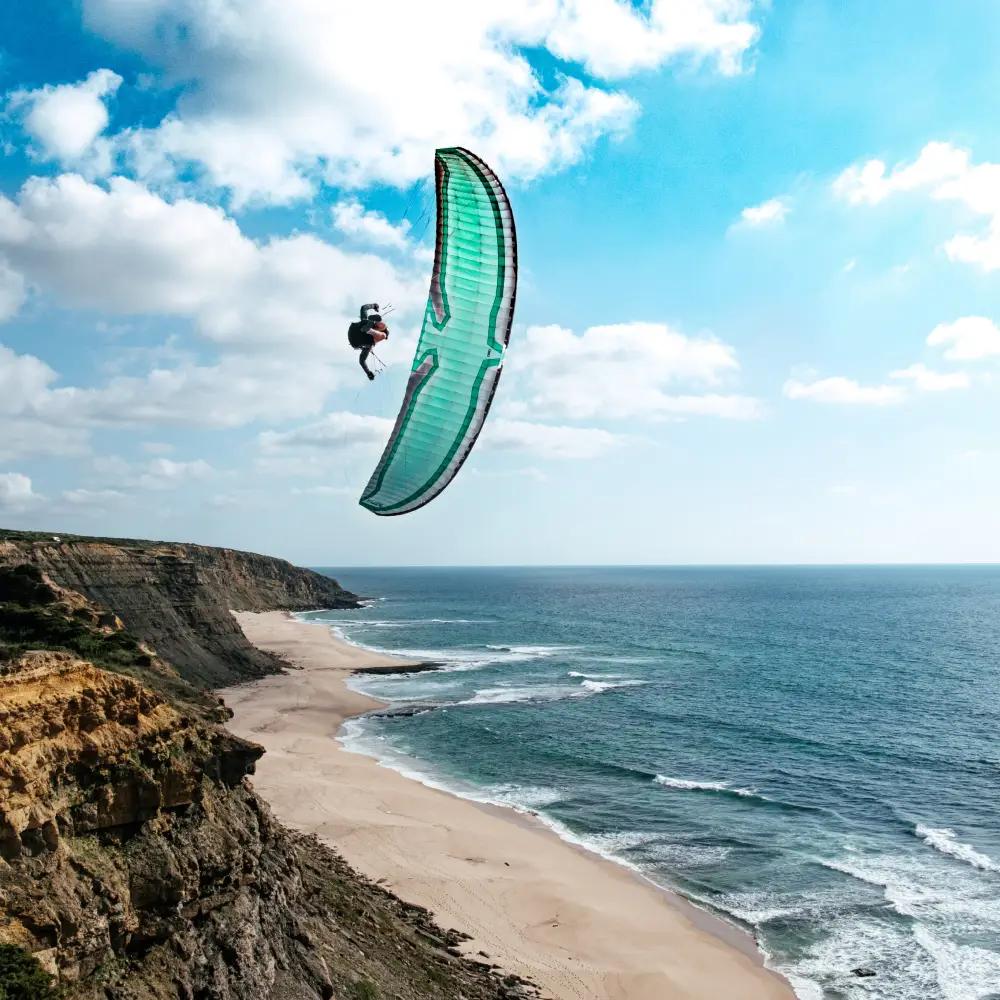 La Fuze, Parakite de Level Wings ... Pas seulemetn en bord de plage mais aussi à Air Alpin